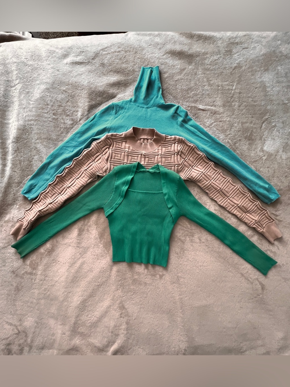 Women’s Knit Long-Sleeve Sweaters Bundle of 3 XS winter knit shirts